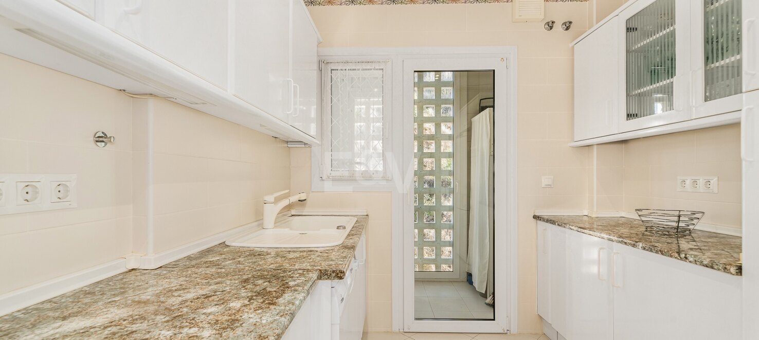 Charming 2-Bedroom Penthouse with Sea & Golf Views in Rio Real available for short-term rental (June-August) from 1,750€/week.