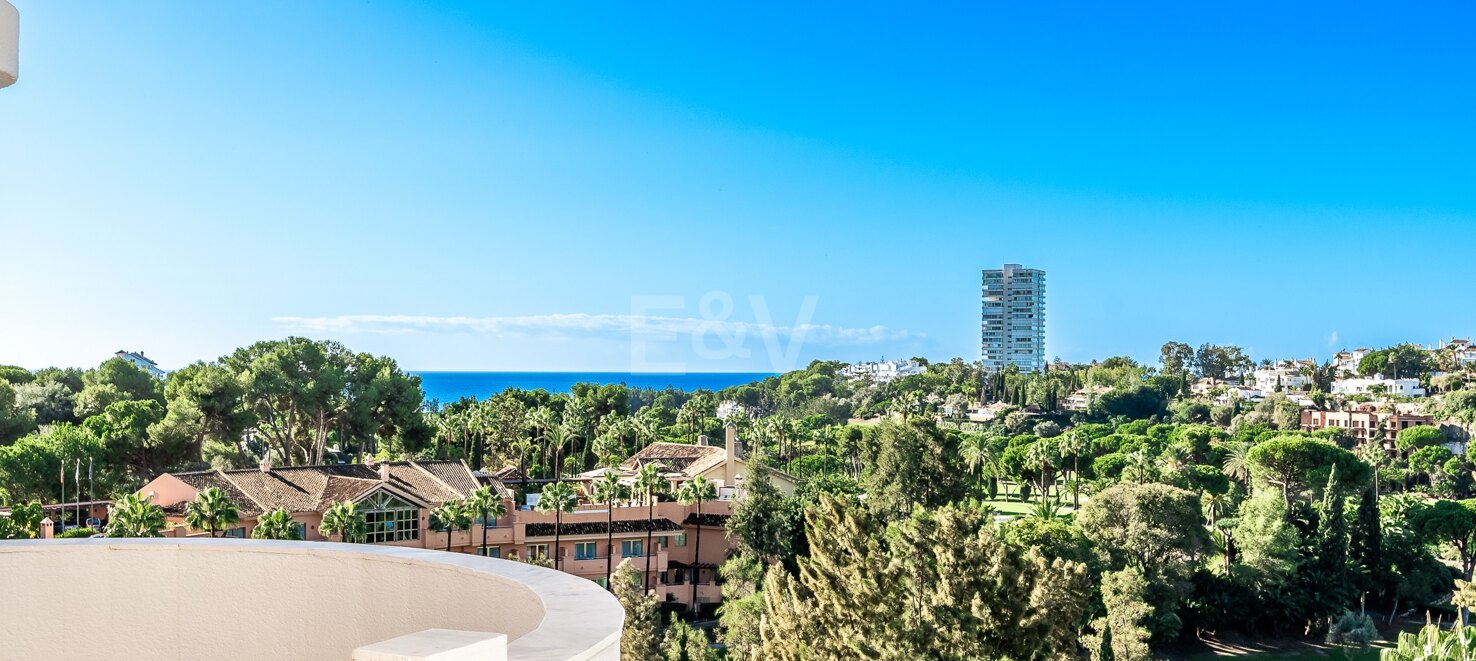 Charming 2-Bedroom Penthouse with Sea & Golf Views in Rio Real available for short-term rental (June-August) from 1,750€/week.