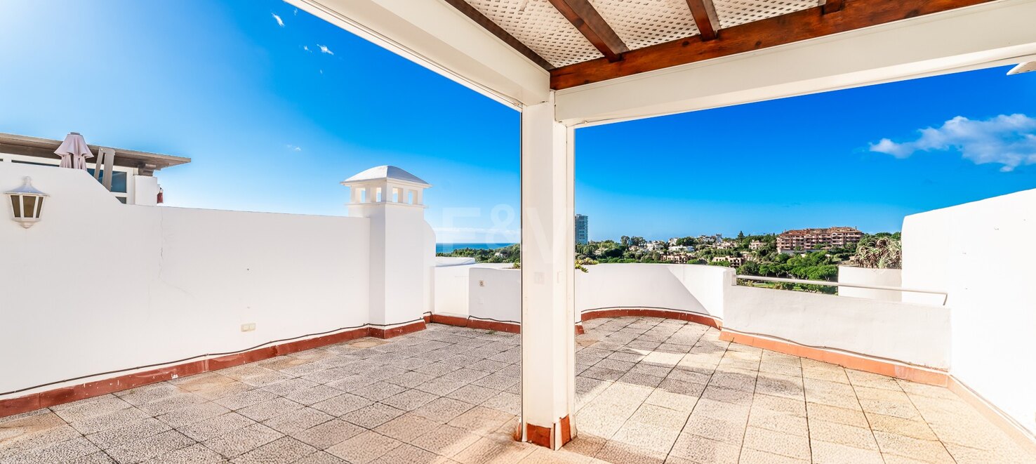 Charming 2-Bedroom Penthouse with Sea & Golf Views in Rio Real available for short-term rental (June-August) from 1,750€/week.