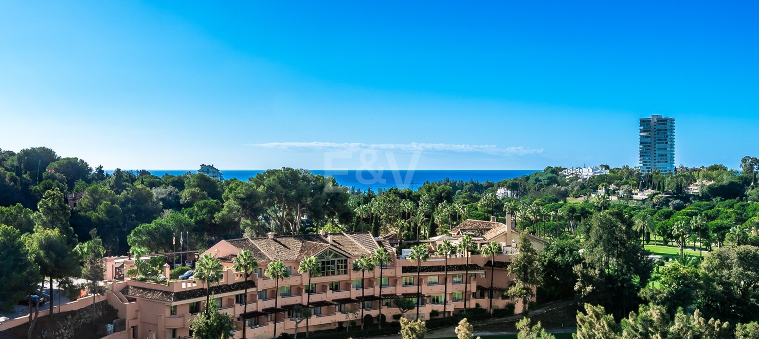 Charming 2-Bedroom Penthouse with Sea & Golf Views in Rio Real available for short-term rental (June-August) from 1,750€/week.
