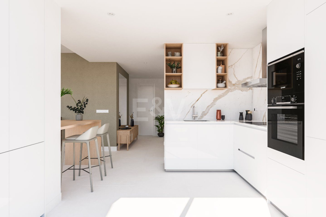 Samtida Beachside Townhouse i Elviria