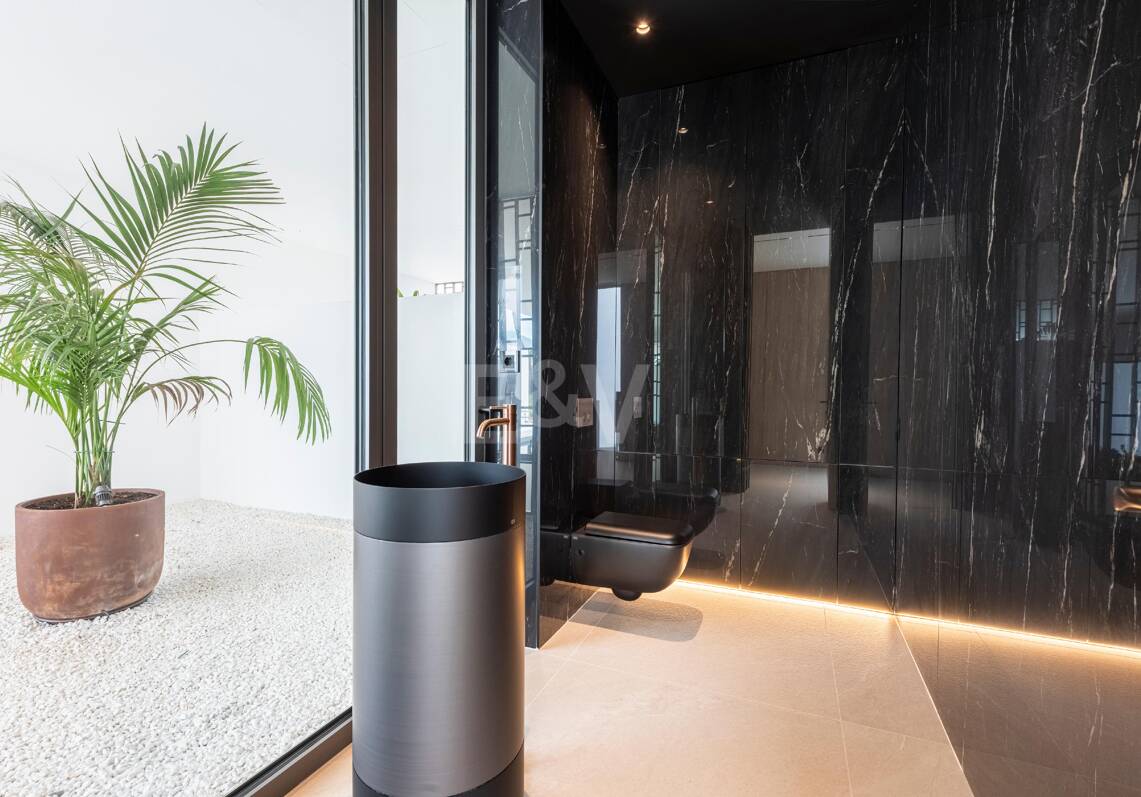 Exklusive High-End-Doppelhaushälfte in Atalaya de Río Verde, Nueva Andalucía