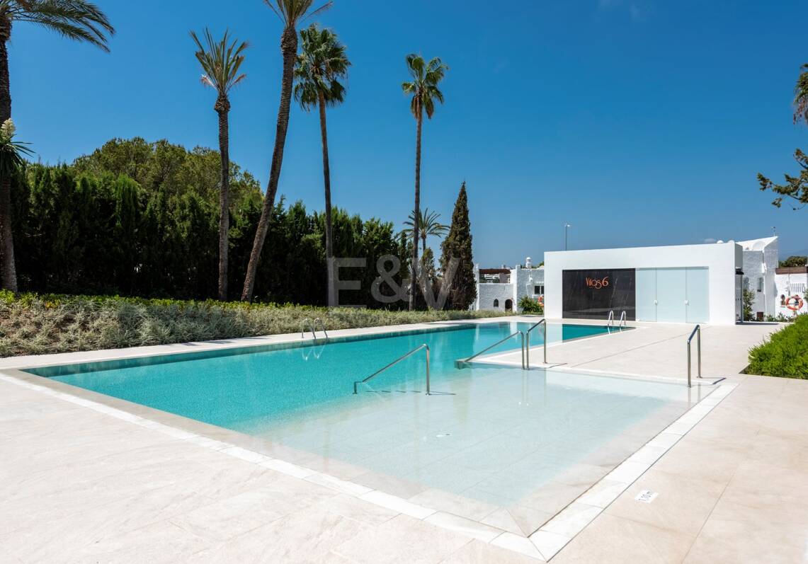 Exklusive High-End-Doppelhaushälfte in Atalaya de Río Verde, Nueva Andalucía