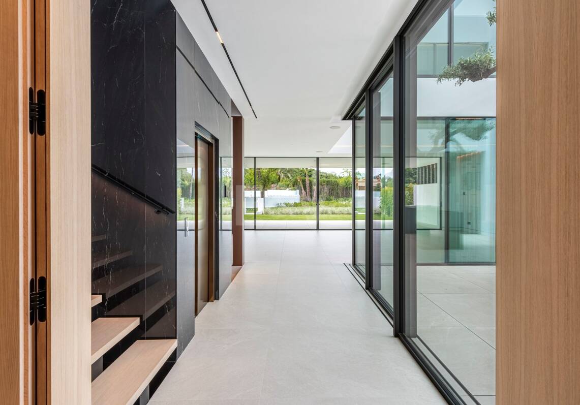 Exklusive High-End-Doppelhaushälfte in Atalaya de Río Verde, Nueva Andalucía