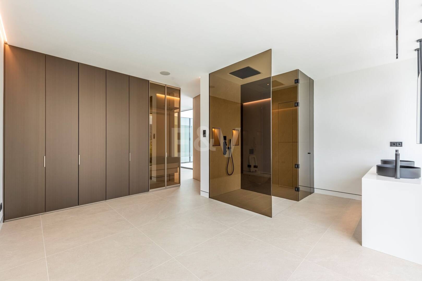 Exclusive high-end semi-detached villa in Atalaya de Río Verde - Nueva Andalucia