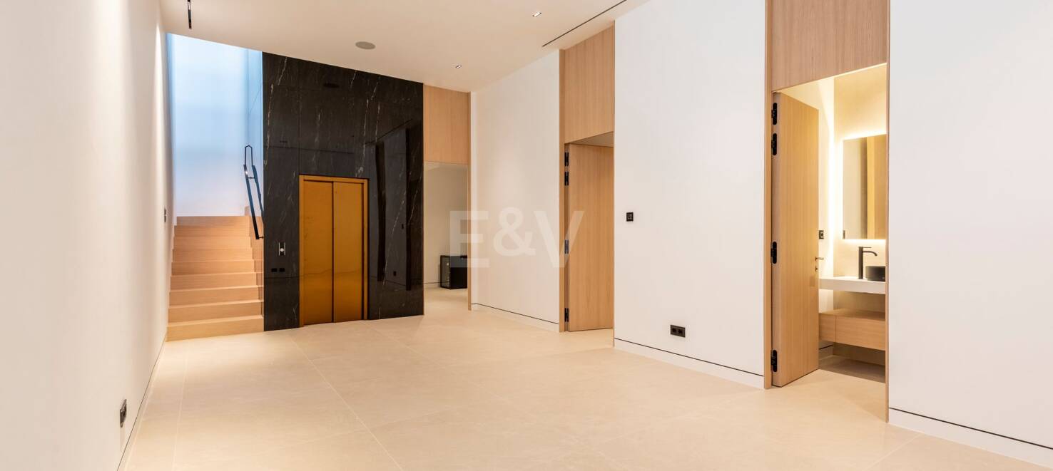 Exclusive high-end semi-detached villa in Atalaya de Río Verde - Nueva Andalucia