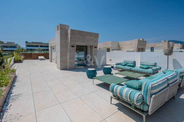 Valeur exceptionnelle Fendi Casa Penthouse avec piscine à Epic Marbella