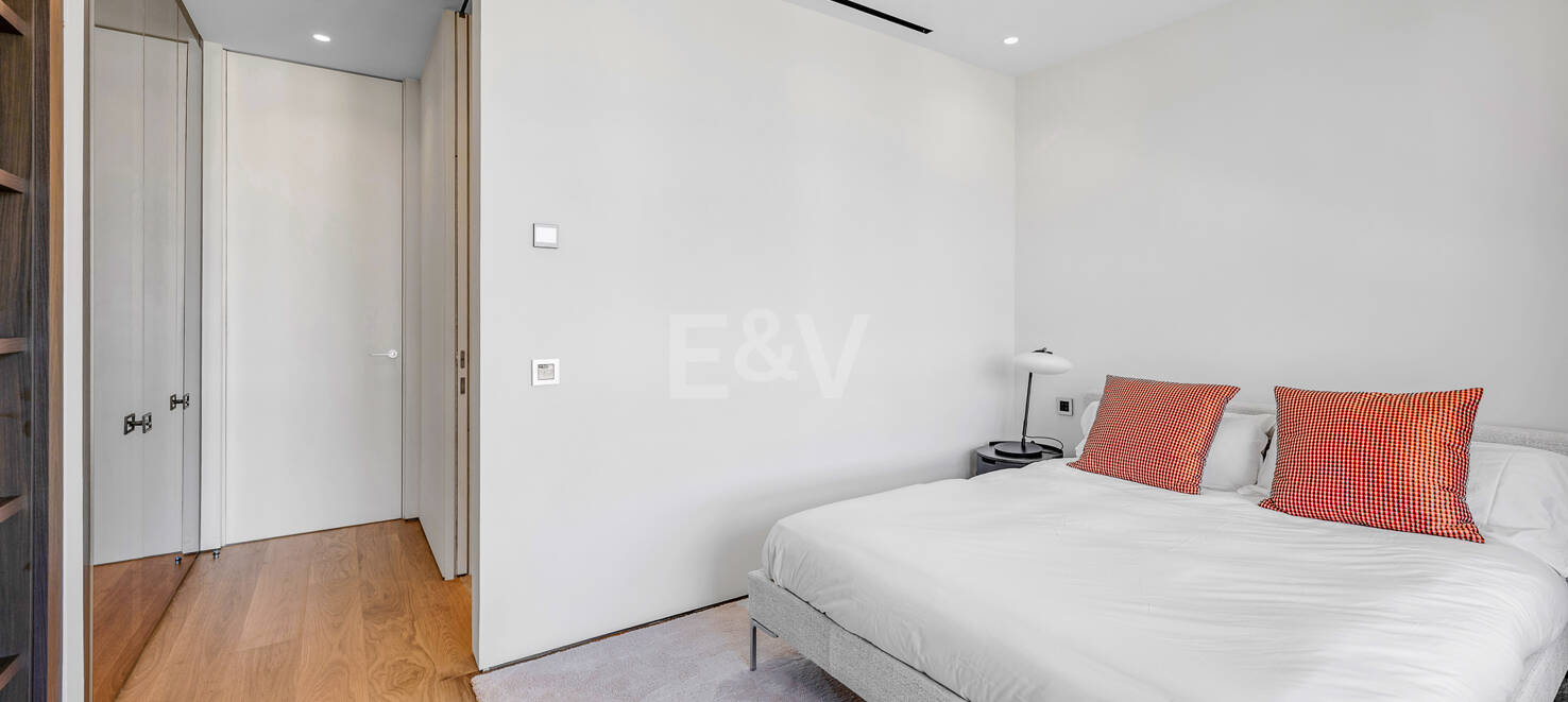 Spectacular penthouse in Epic by FENDI CASA with private pool in prime location on the Golden Mile