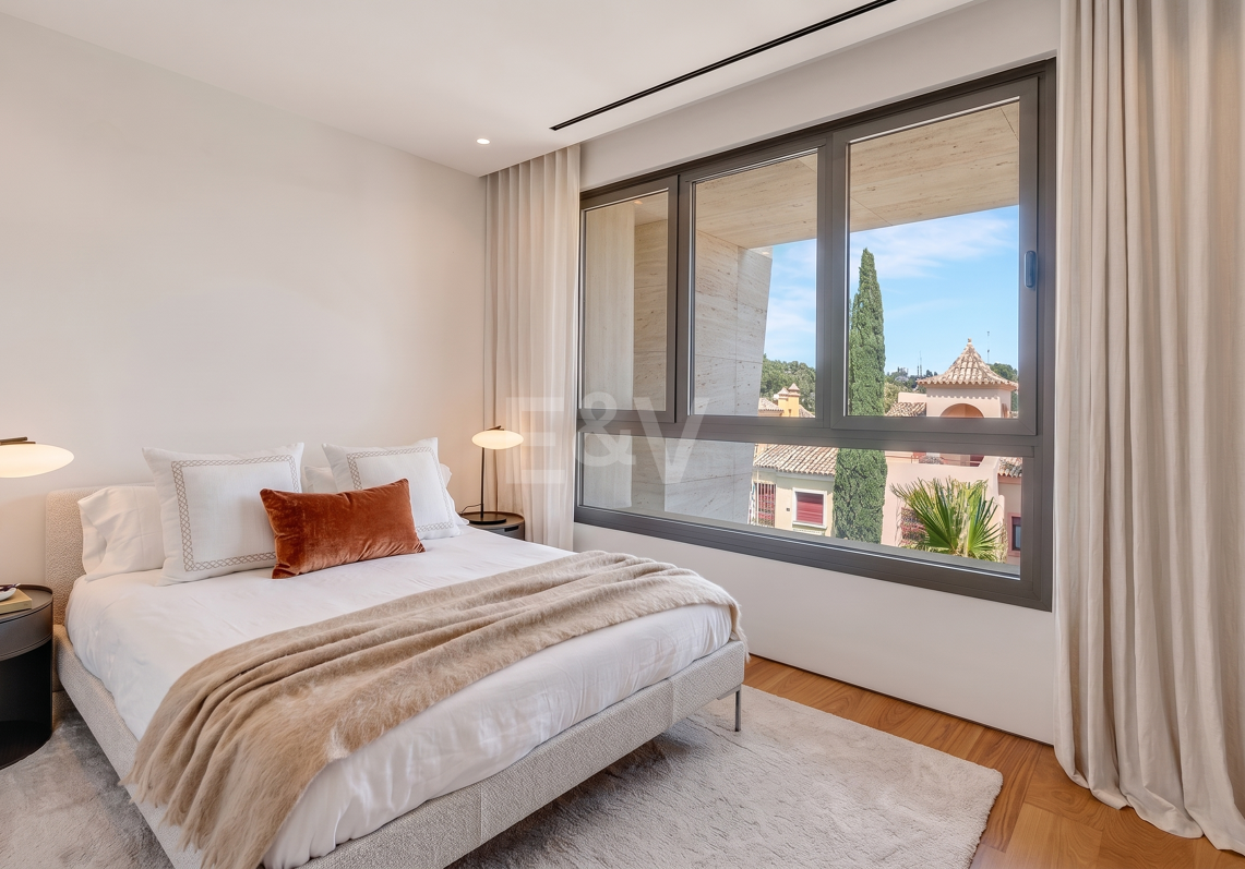 Exceptional-Value Fendi Casa Penthouse with Pool in Epic Marbella