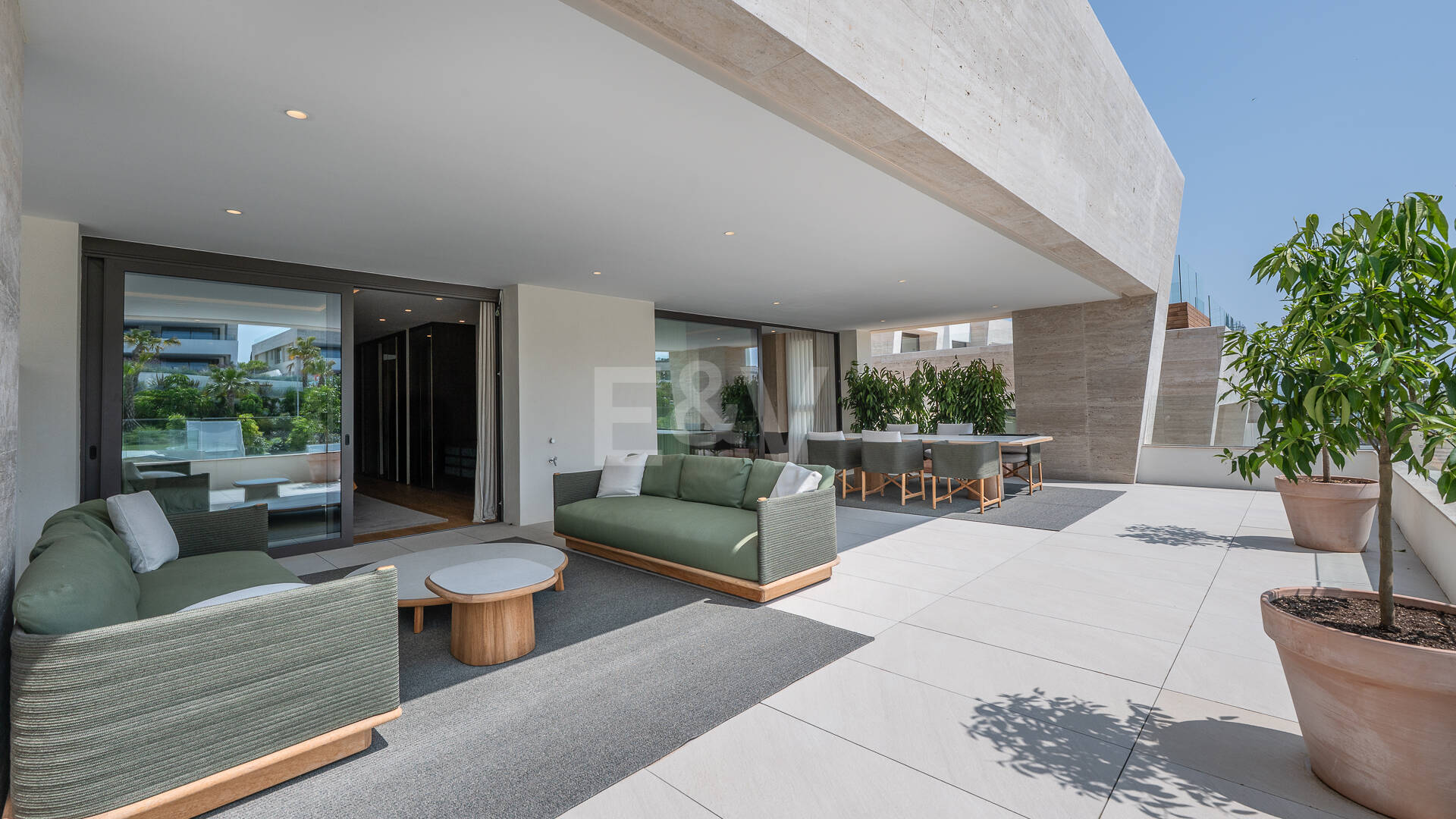 Fendi-Casa-Penthouse mit außergewöhnlichem Preis-Leistungs-Verhältnis und Pool in Epic Marbella