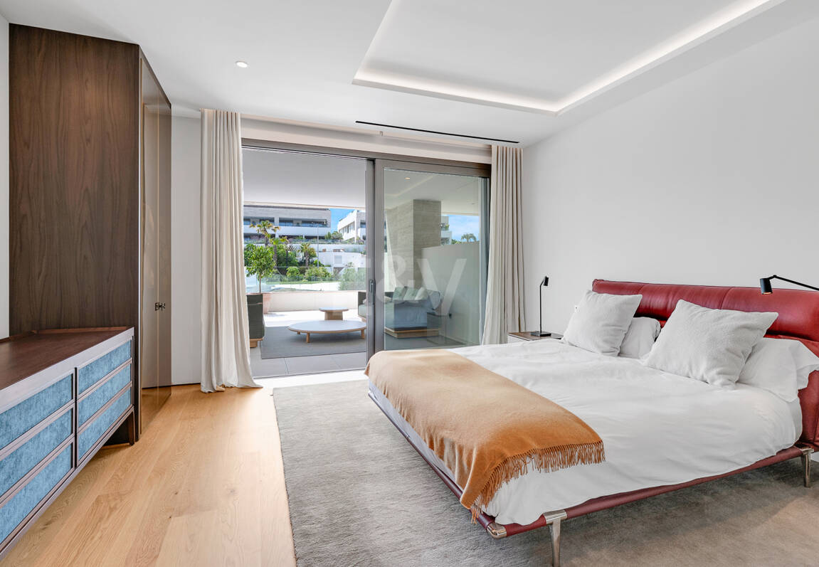 Valeur exceptionnelle Fendi Casa Penthouse avec piscine à Epic Marbella