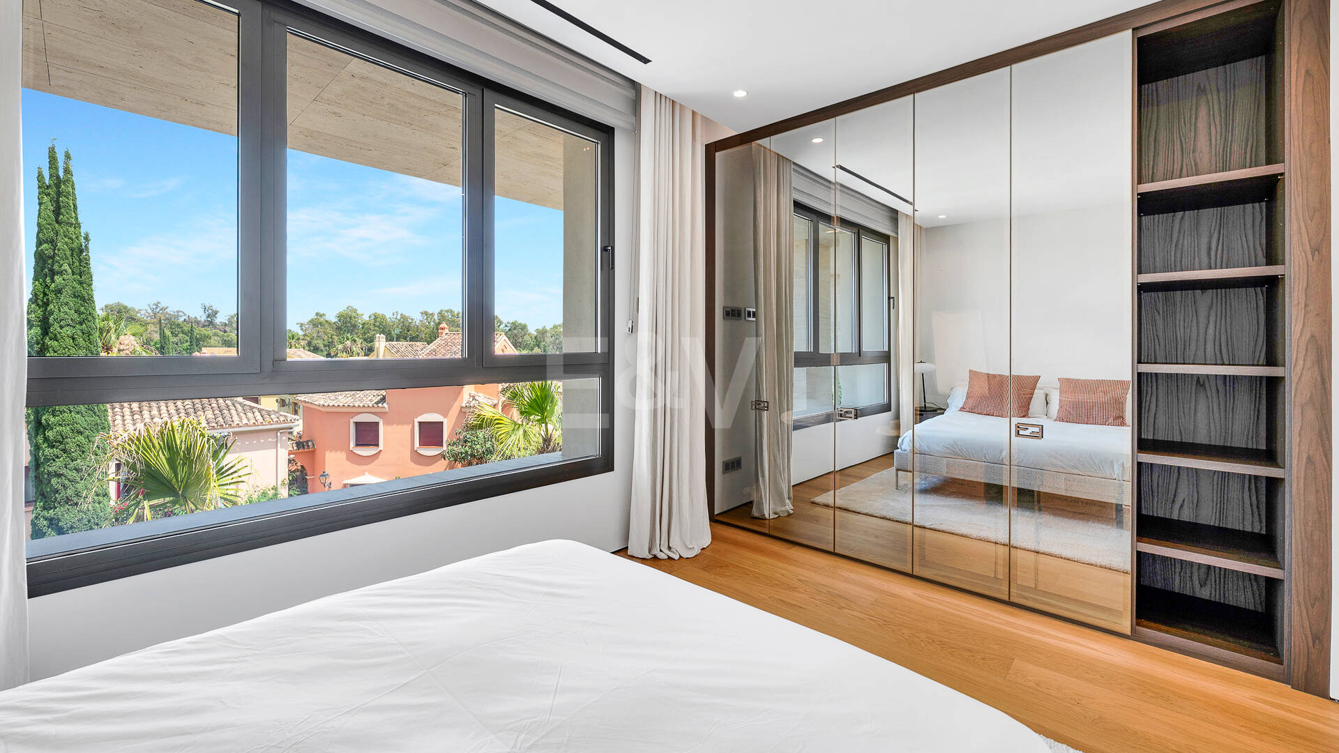 Fendi-Casa-Penthouse mit außergewöhnlichem Preis-Leistungs-Verhältnis und Pool in Epic Marbella