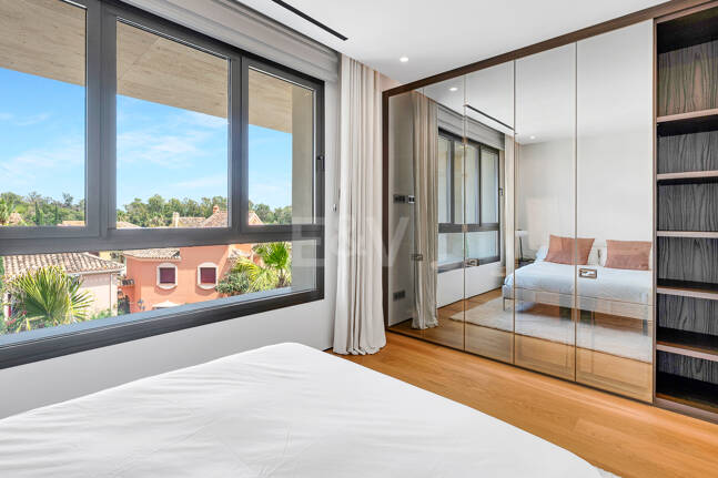 Valeur exceptionnelle Fendi Casa Penthouse avec piscine à Epic Marbella