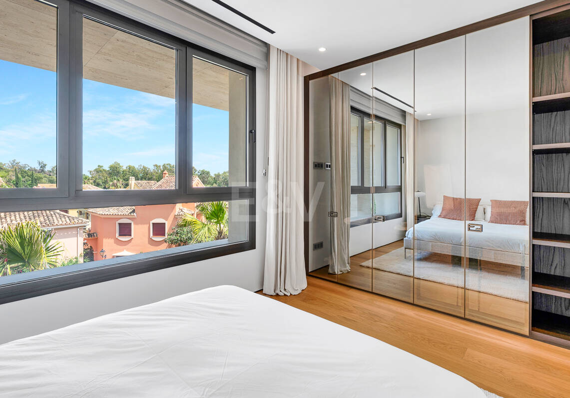 Exceptional-Value Fendi Casa Penthouse with Pool in Epic Marbella