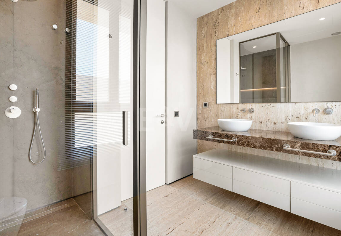 Valeur exceptionnelle Fendi Casa Penthouse avec piscine à Epic Marbella