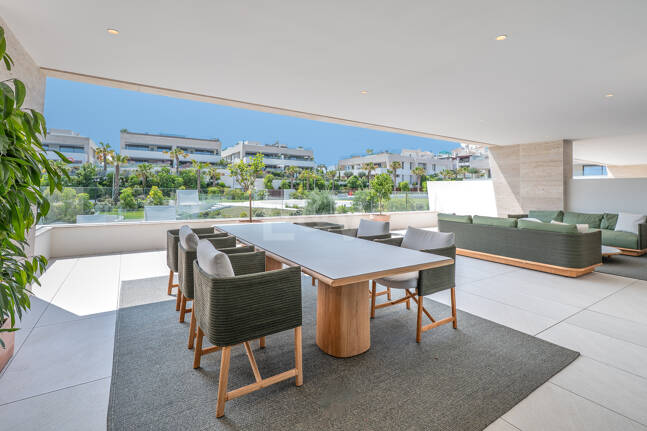 Valeur exceptionnelle Fendi Casa Penthouse avec piscine à Epic Marbella