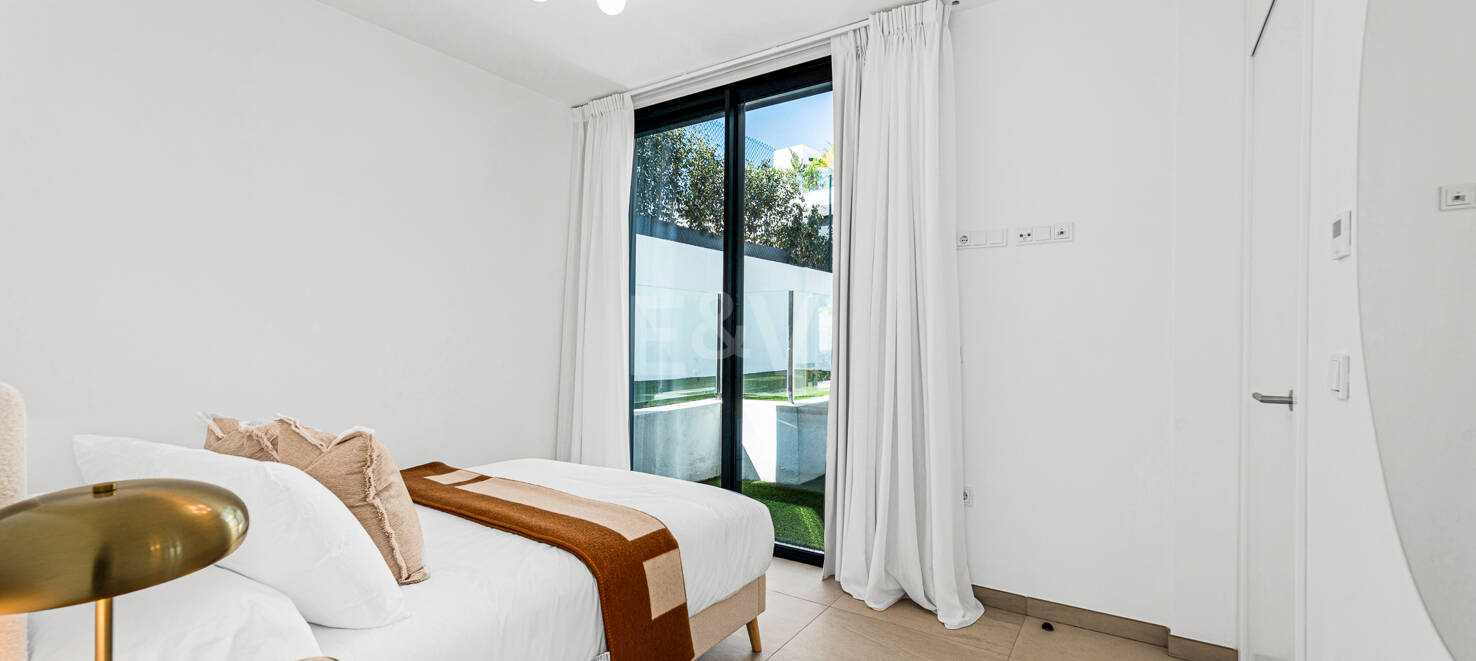 Exclusive Villa with Premium Features and Private Rooftop Pool in Rio Real