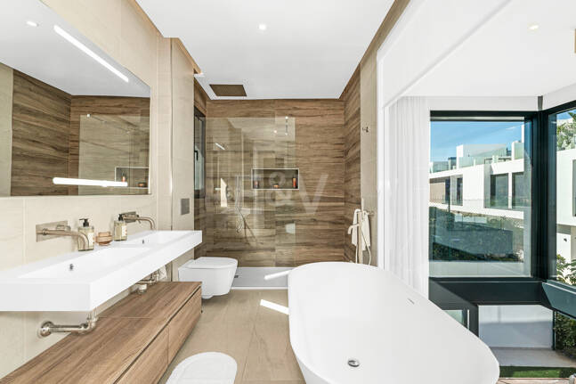 Exklusiv villa med premiumfunktioner och privat Rooftop Pool i Rio Real