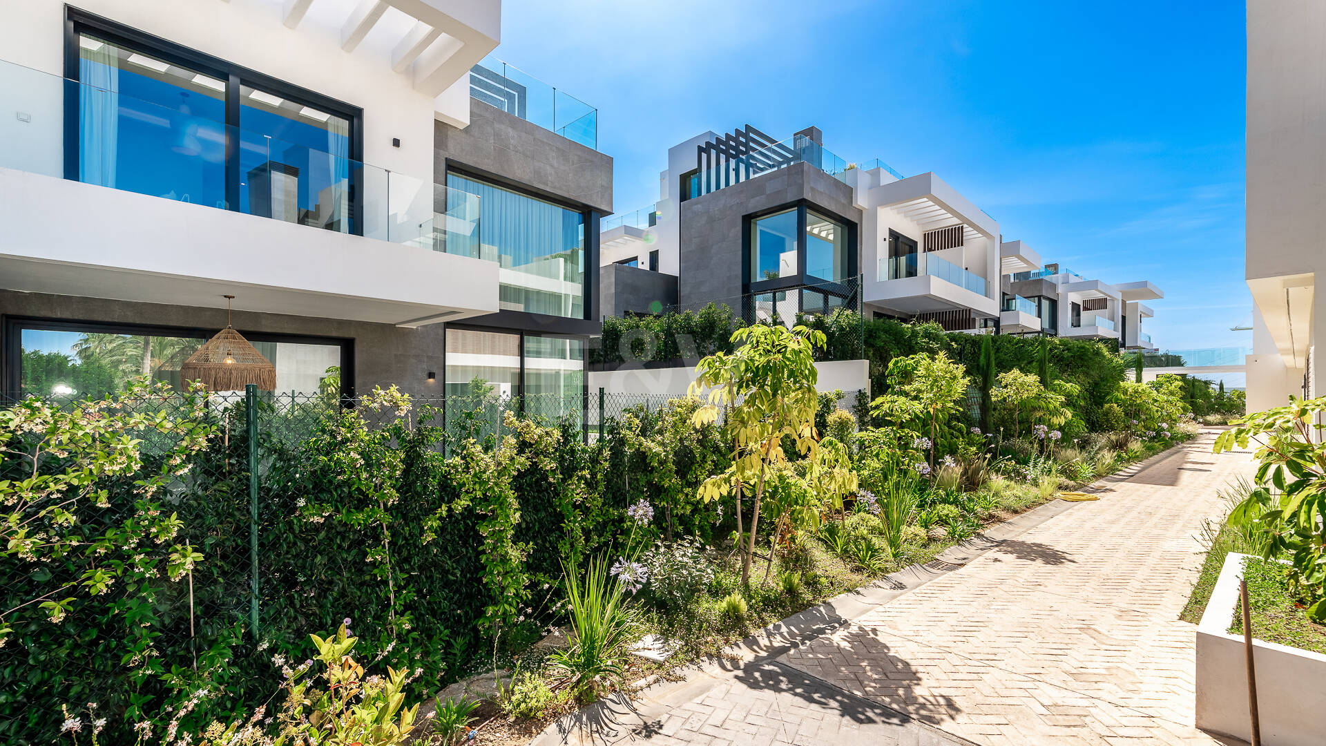 Exklusiv villa med premiumfunktioner och privat Rooftop Pool i Rio Real