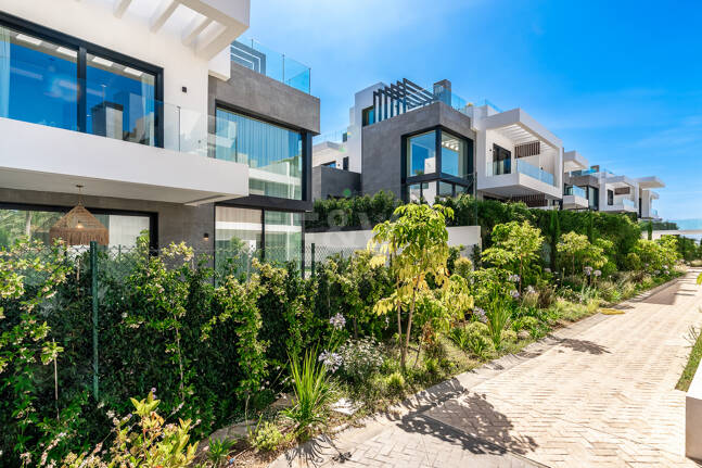 Exklusiv villa med premiumfunktioner och privat Rooftop Pool i Rio Real