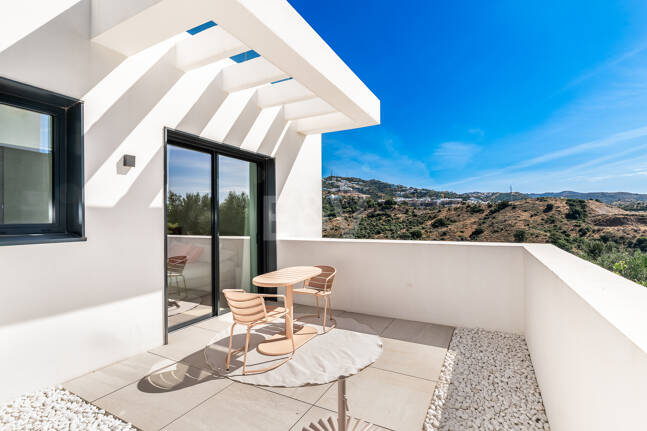 Exklusiv villa med premiumfunktioner och privat Rooftop Pool i Rio Real