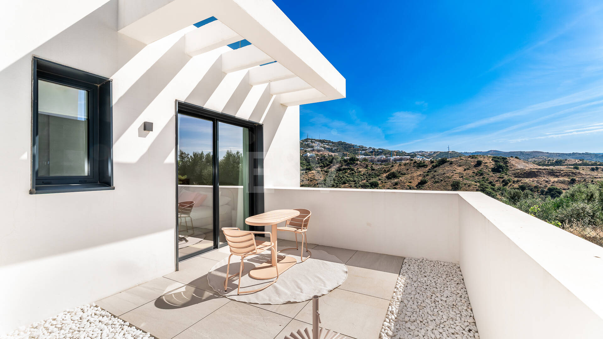 Exklusiv villa med premiumfunktioner och privat Rooftop Pool i Rio Real