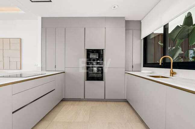 Exklusiv villa med premiumfunktioner och privat Rooftop Pool i Rio Real