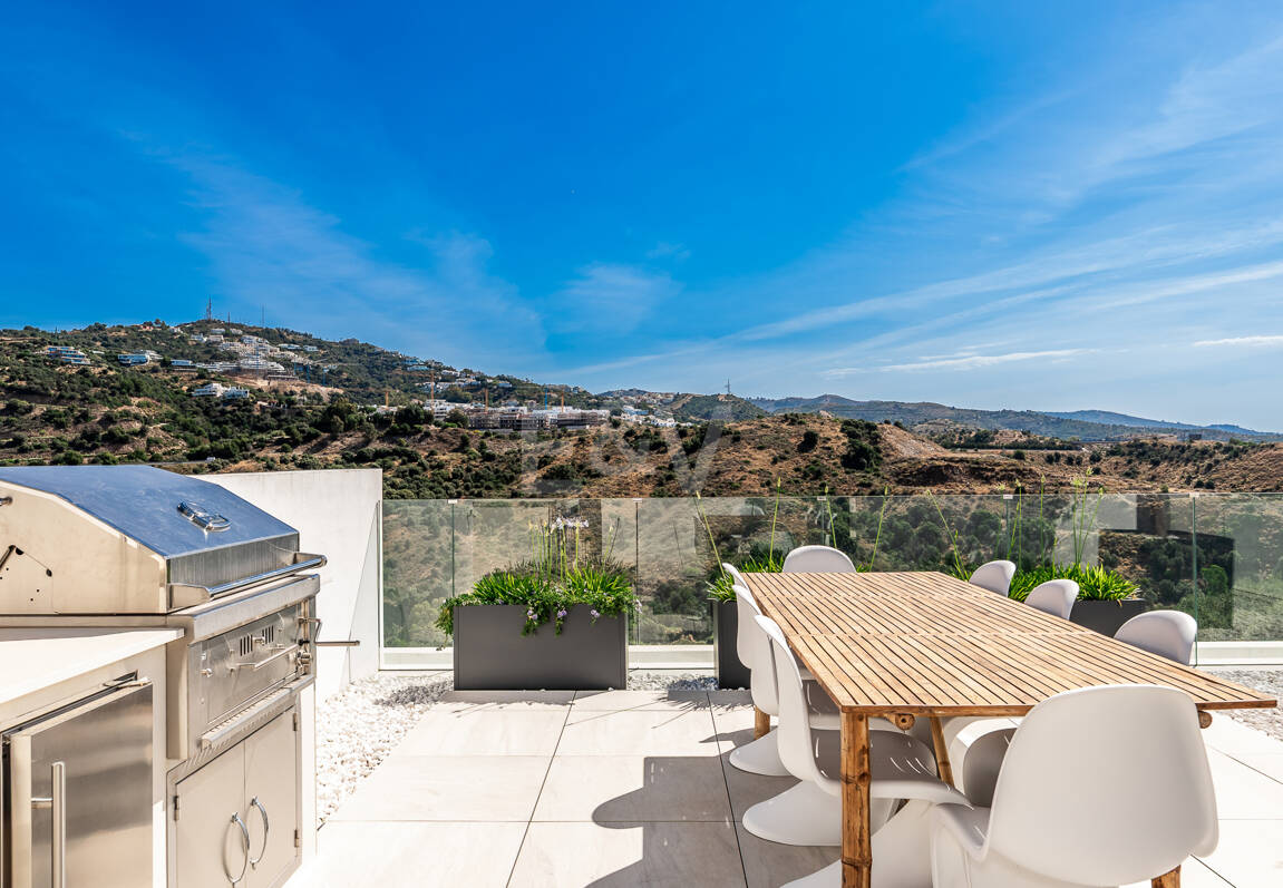 Exklusiv villa med premiumfunktioner och privat Rooftop Pool i Rio Real