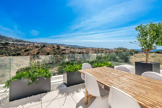 Exklusiv villa med premiumfunktioner och privat Rooftop Pool i Rio Real