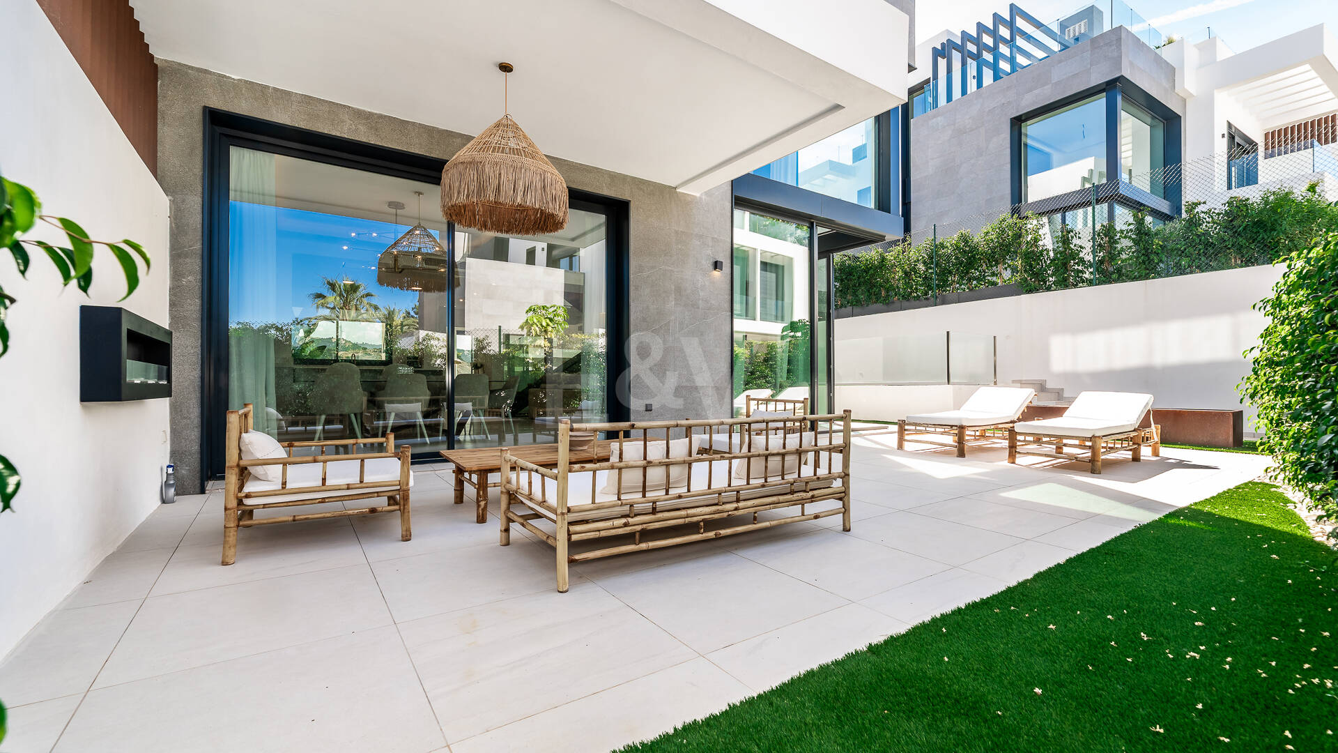 Exklusiv villa med premiumfunktioner och privat Rooftop Pool i Rio Real