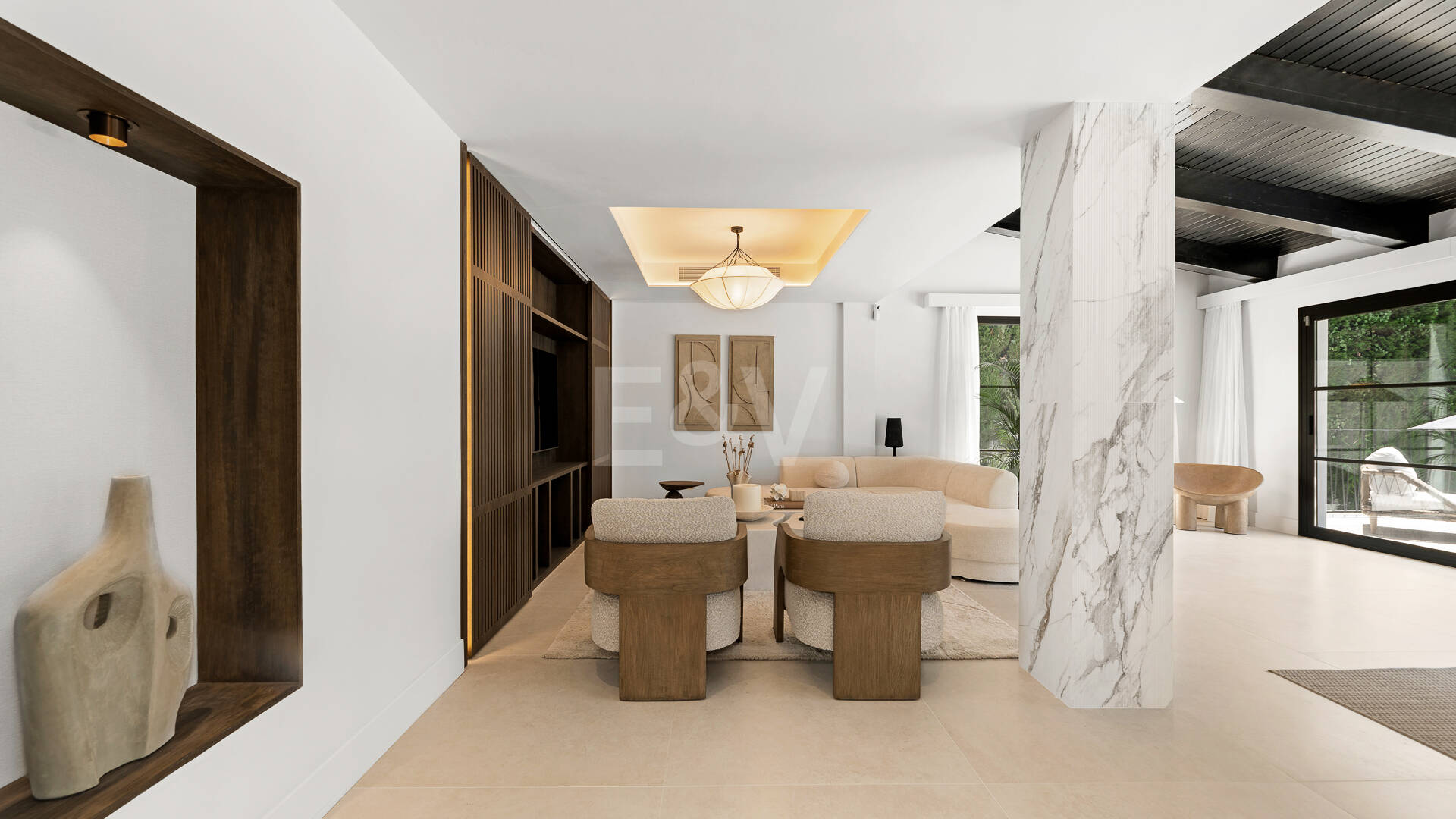 Luxusvilla mit Privatsphäre, Pool & Smart-Home-Ausstattung