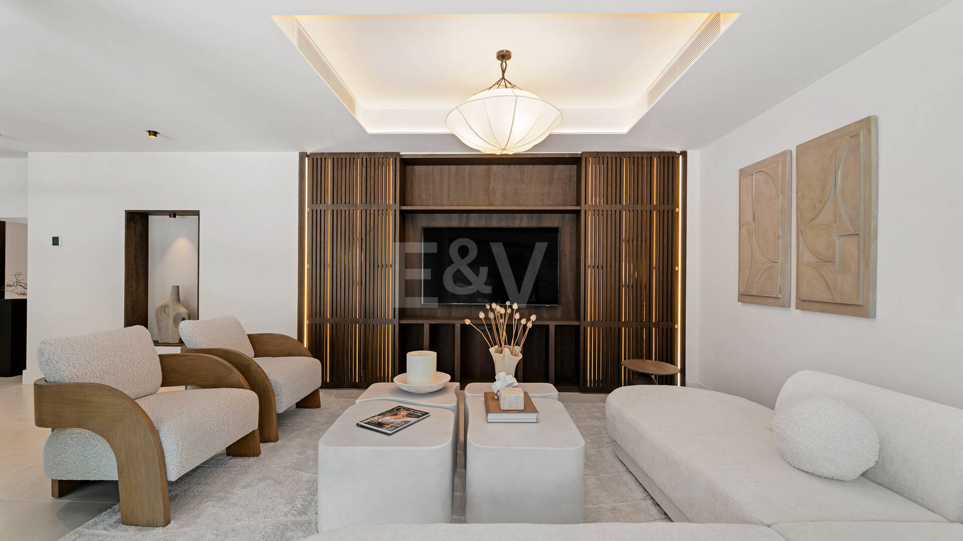 Luxusvilla mit Privatsphäre, Pool & Smart-Home-Ausstattung