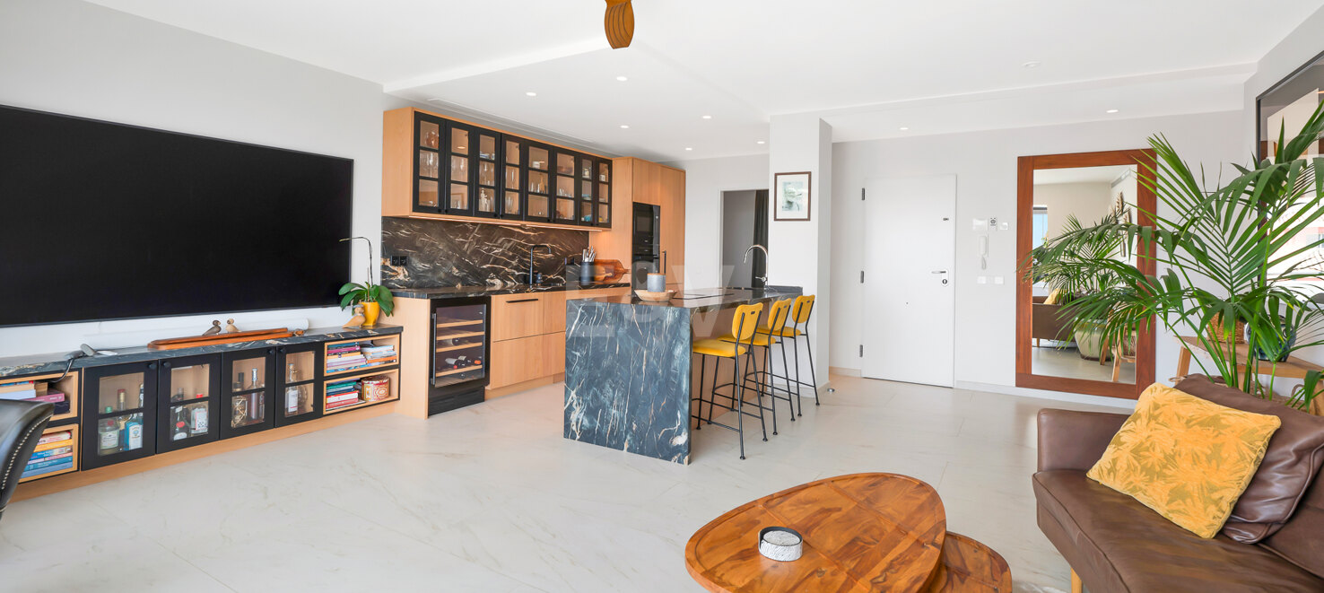 Duplex Penthouse mit Panoramablick auf das Meer und spektakulärem Dachterrasse