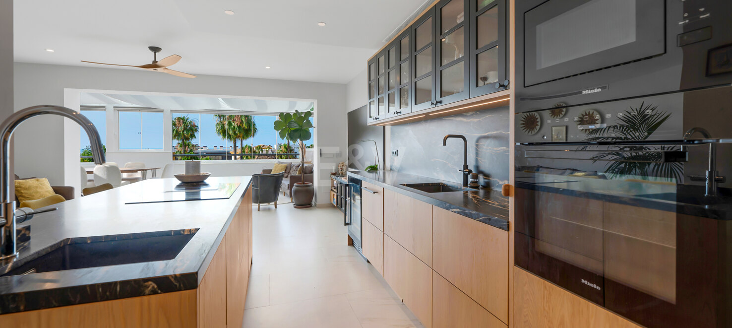 Duplex Penthouse mit Panoramablick auf das Meer und spektakulärem Dachterrasse