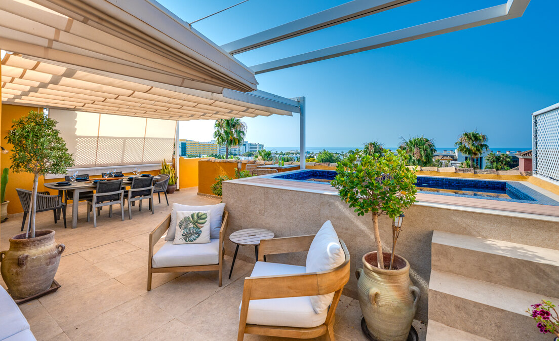 Duplex Penthouse mit Panoramablick auf das Meer und spektakulärem Dachterrasse