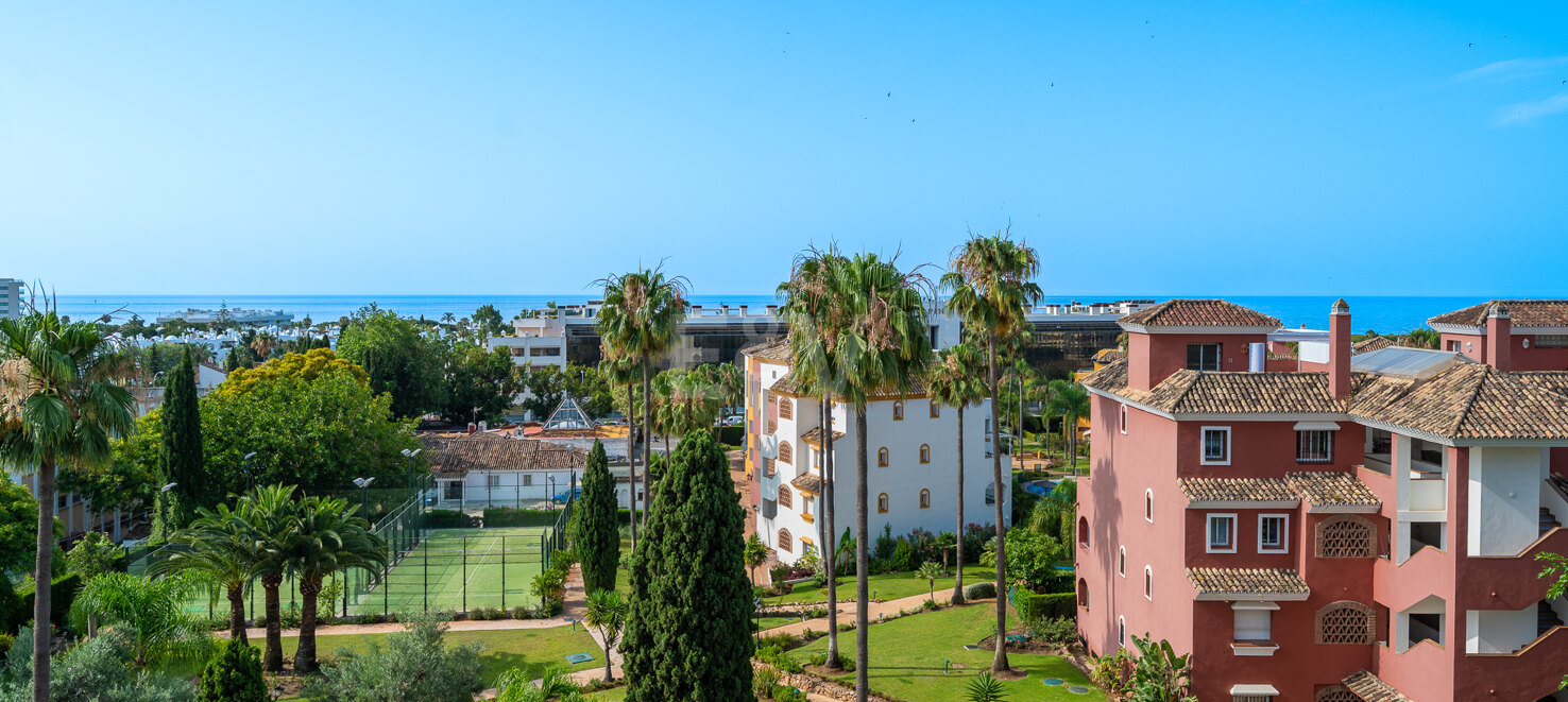 Duplex Penthouse mit Panoramablick auf das Meer und spektakulärem Dachterrasse