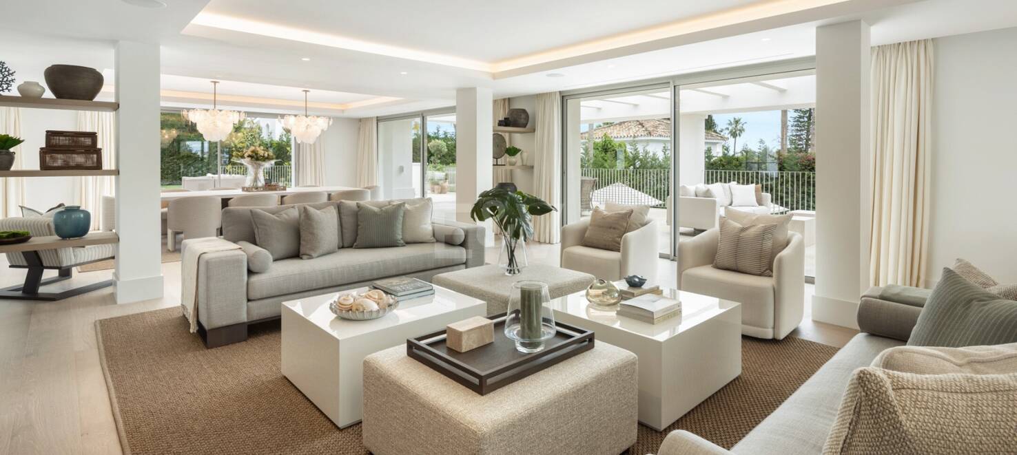 Refined Modern Masterpiece in Nagüeles