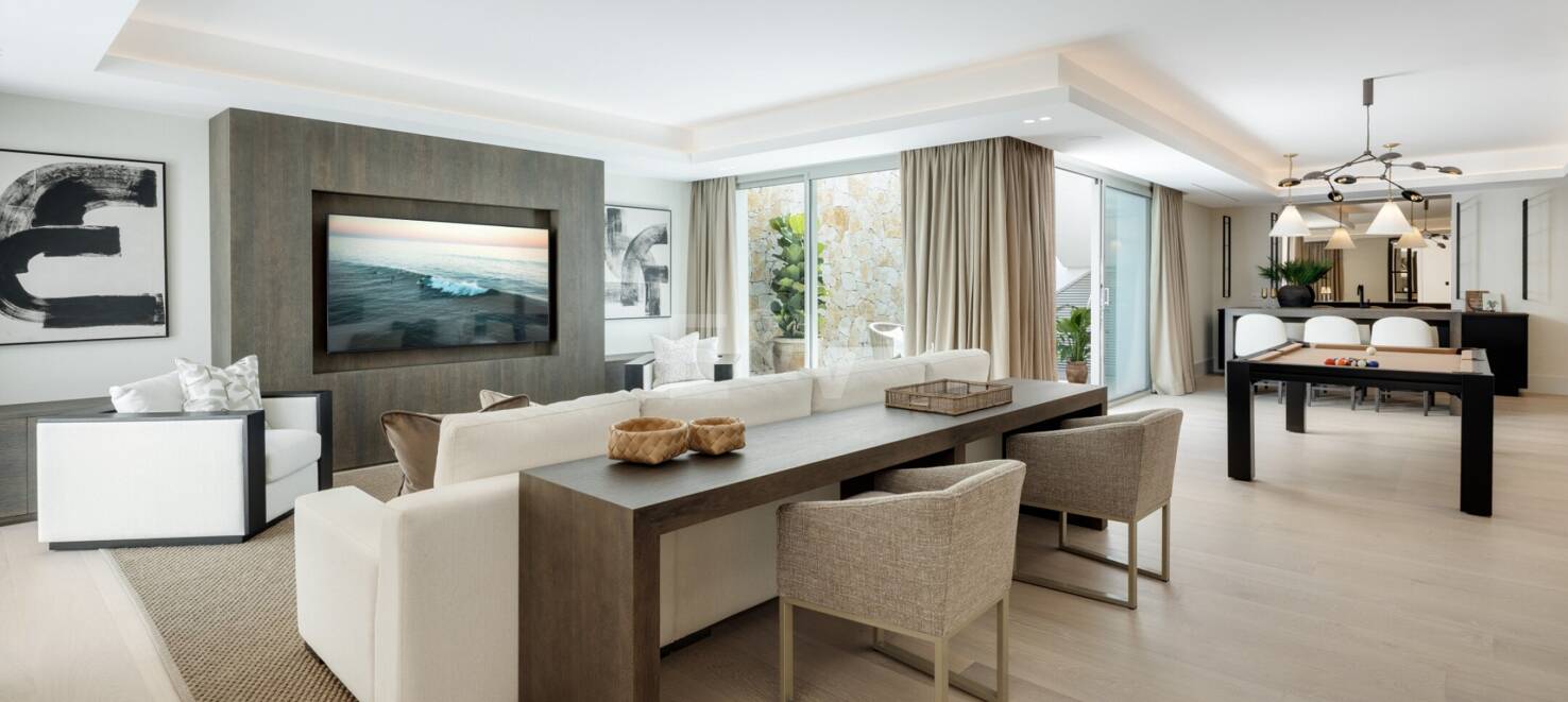 Refined Modern Masterpiece in Nagüeles