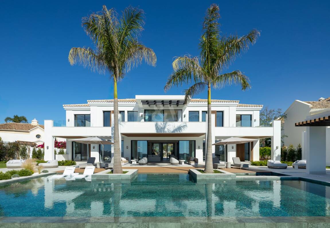 Luxury Villa in La Quinta with panoramic views