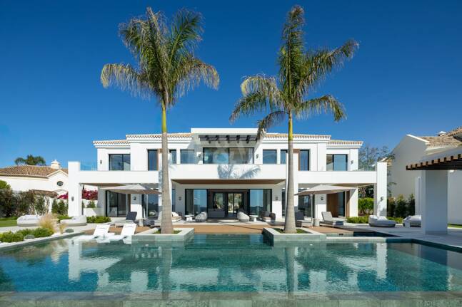 Luxury Villa in La Quinta with panoramic views