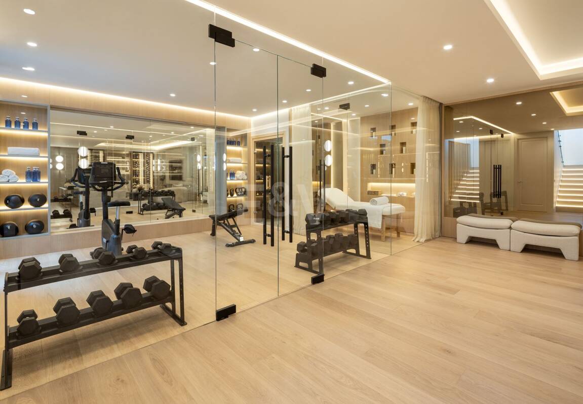 Luxury Villa in La Quinta with panoramic views