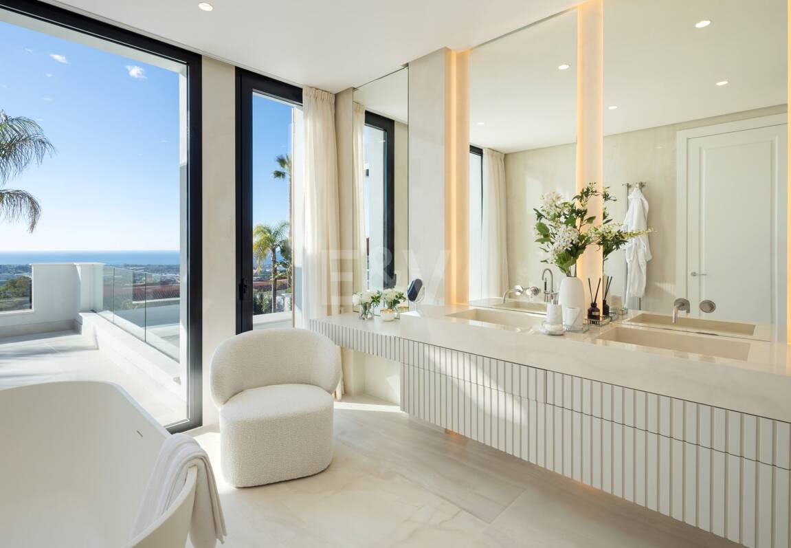 Luxury Villa in La Quinta with panoramic views