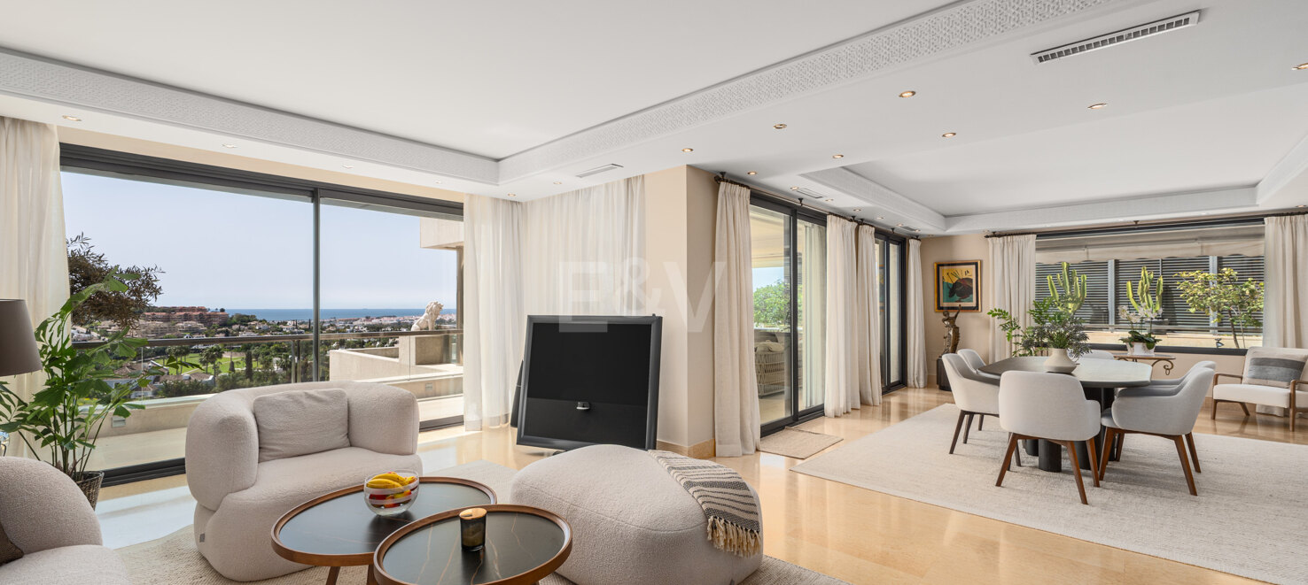 Lyx Duplex Penthouse i Nueva Andalucia med privat pool och panorama Utsikt