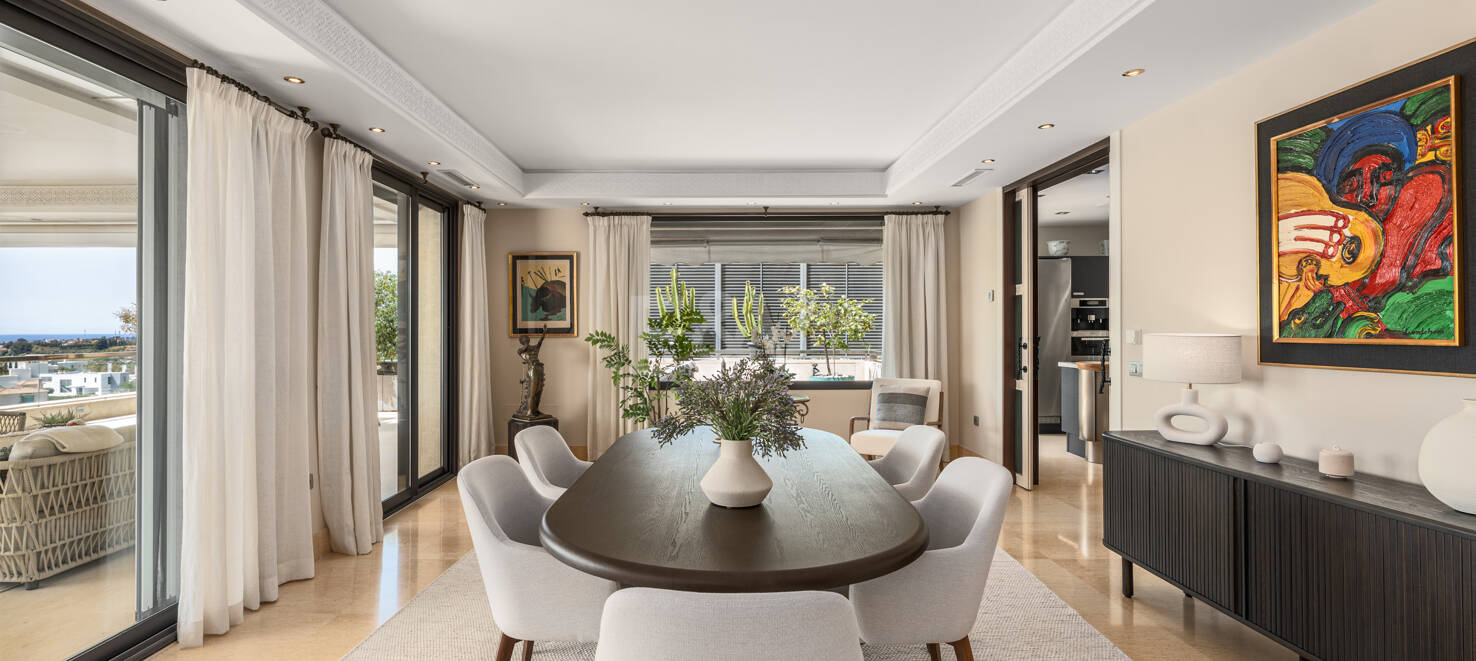 Penthouse Duplex de luxe à Nueva Andalucia avec piscine privée et panoramique Vues