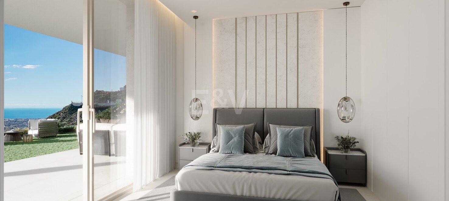 Contemporary Comfort and Light-Filled Designer apartment with Sea Views