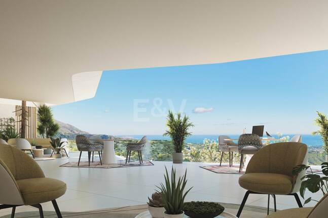 Contemporary Comfort and Light-Filled Designer apartment with Sea Views