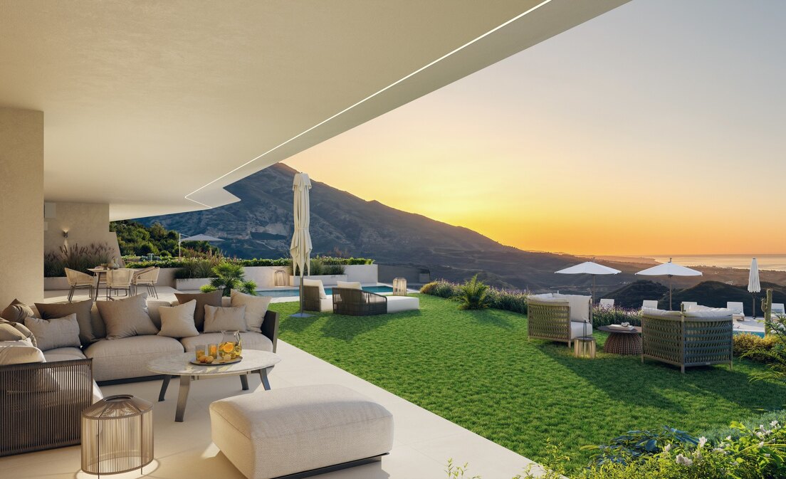 Luxury Garden Apartment with Panoramic Sea Views