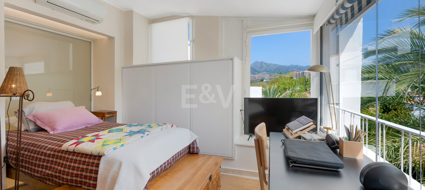 Zwei-in-Eins-Penthouse mit Meerblick in bester Río Real-Lage