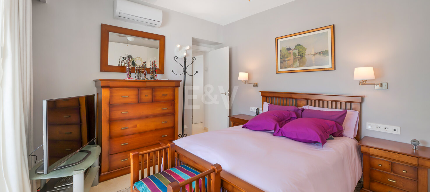Zwei-in-Eins-Penthouse mit Meerblick in bester Río Real-Lage