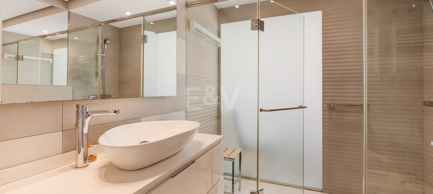 Zwei-in-Eins-Penthouse mit Meerblick in bester Río Real-Lage